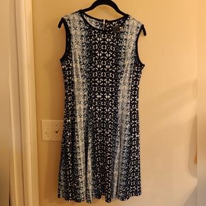 Gabby Skye Dress, Size M